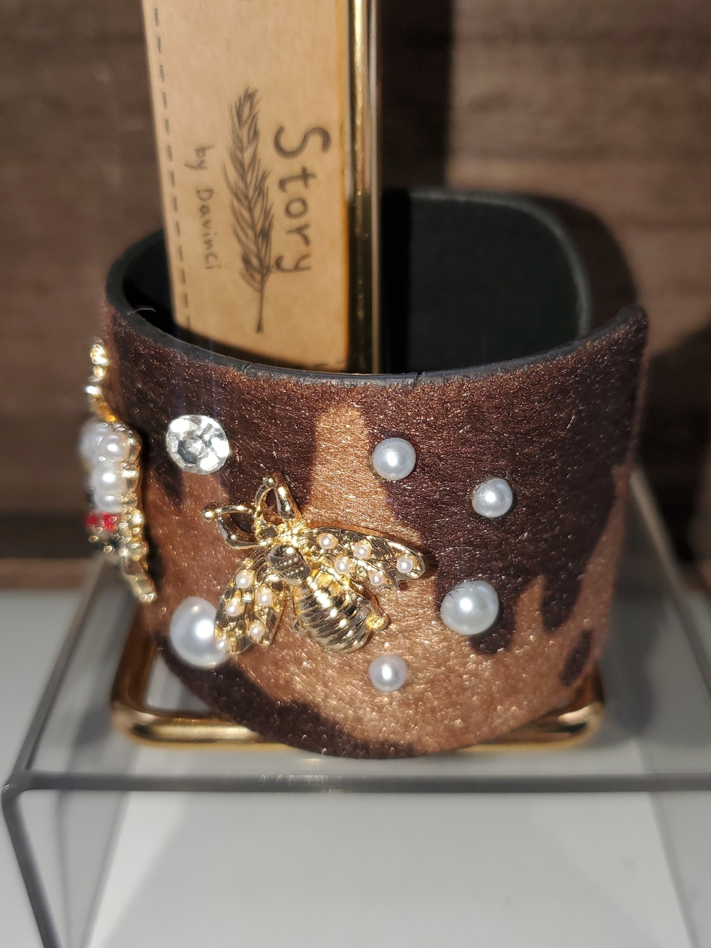 Brown Pearl & Gold Bee Cuff Bracelet - Picture 3 of 4